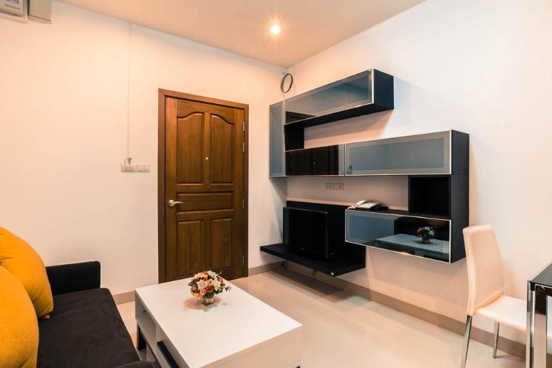 V-Twin Donjan Service Apartment Csiangmaj Kültér fotó